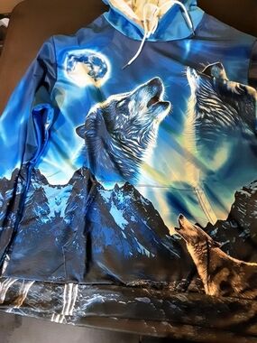 Wolf Mountain Print Hooded Jacket